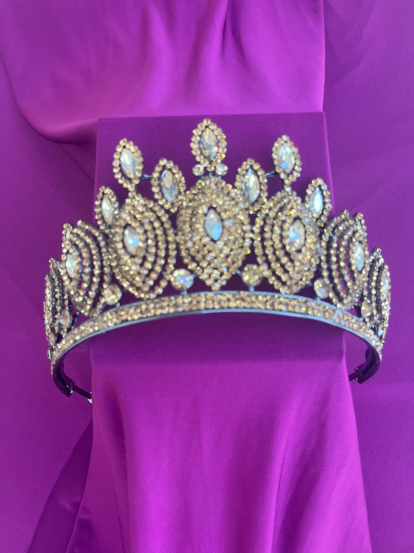 Gold Queen